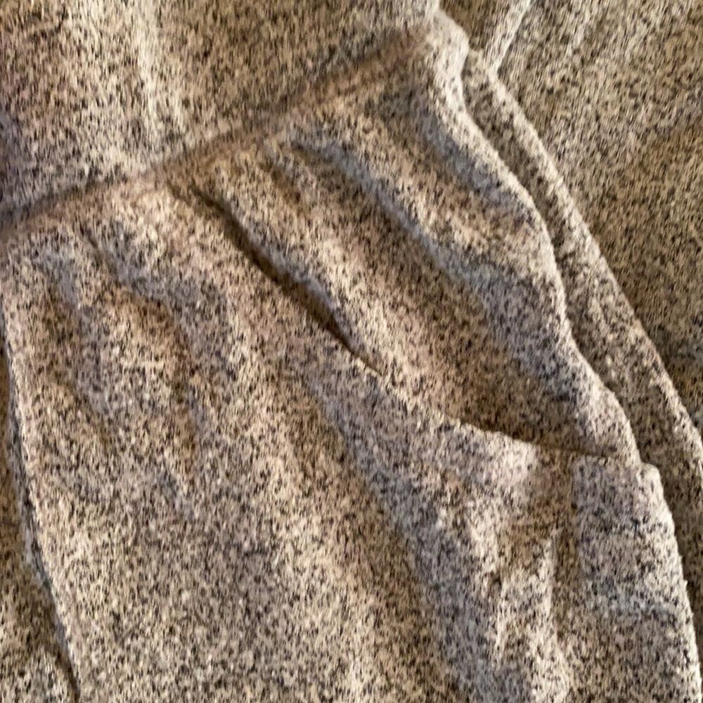 Cat & Jack Sweat pants sz. 14-16 - Picture 2 of 2